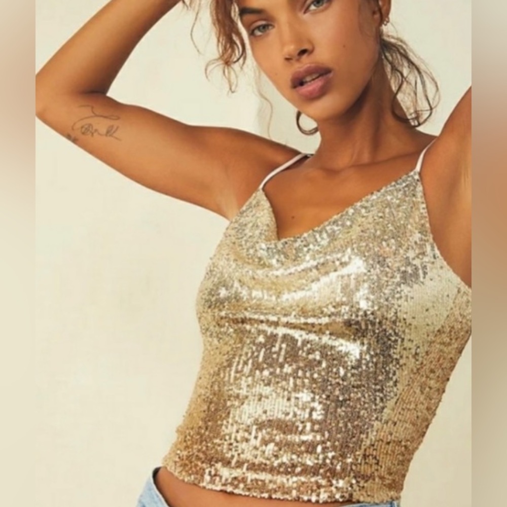 FREE PEOPLE SPARKLY Gold Sequin Tank Top! Size S